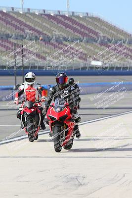 media/Jan-22-2023-Fastrack Riders (Sun) [[8956088f29]]/Cali Photo Jr by Rozzalyn/